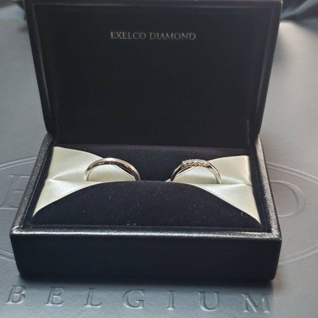 【エクセルコダイヤモンド(EXELCO DIAMOND)の口コミ】 以前購入した婚約指輪と重ねてつけるものを探していました。

色々なショ…