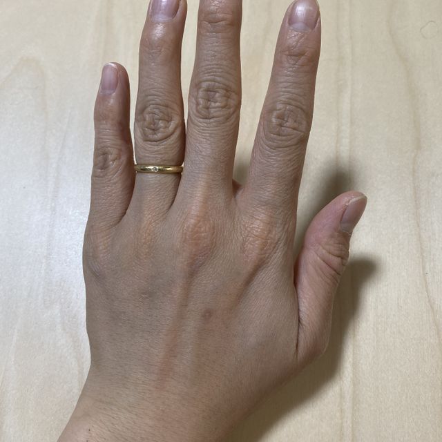 【カルティエ(Cartier)の口コミ】 ゴールドの指輪でシンプルで飽きないデザインの指輪を探していたら、カル…