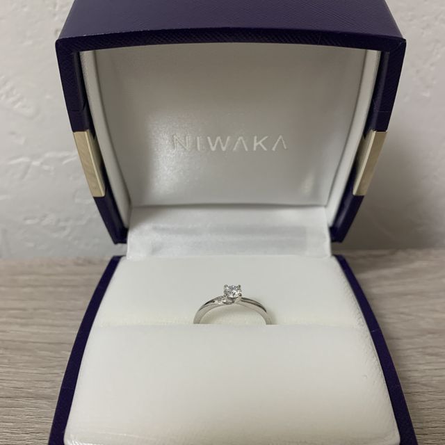 【俄(にわか)の口コミ】 お店に行くまでは実は一石の婚約指輪には実はあまり興味はありませんでし…