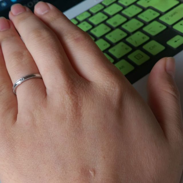 【canal4℃(カナルヨンドシー)の口コミ】 シンプルなものがいいという私のリクエストを元に、旦那さんがデザインを…