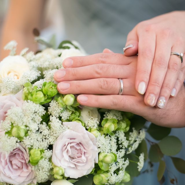 【ティファニー(Tiffany & Co.)の口コミ】 主人から頂いた婚約指輪がティファニーで、結婚指輪のブランドも揃えたか…