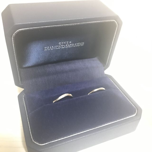 【銀座ダイヤモンドシライシの口コミ】 シンプルなデザインで日常生活でも不便なく着けることができるため。
様々…