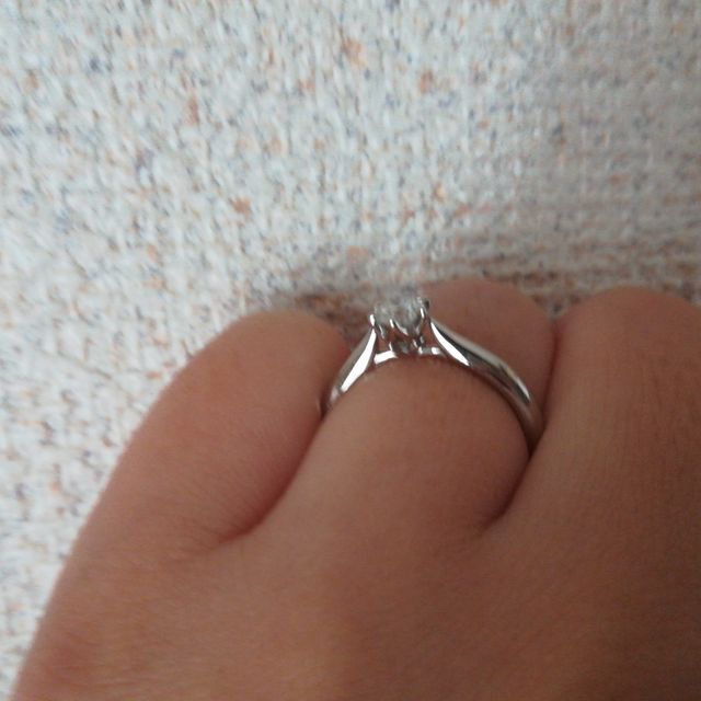 【銀座ダイヤモンドシライシの口コミ】 海外ブランド、国内ブランドいくつか見ましたが品質がよく価格も品質にみ…