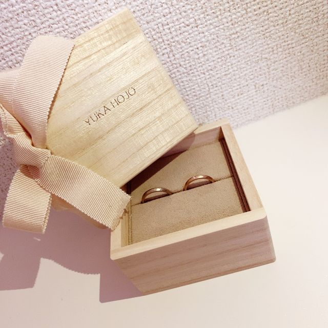 【YUKA HOJO(ユカホウジョウ)の口コミ】 一目見たときからこれだ！と思いました。マットテイストで他の人と被らな…