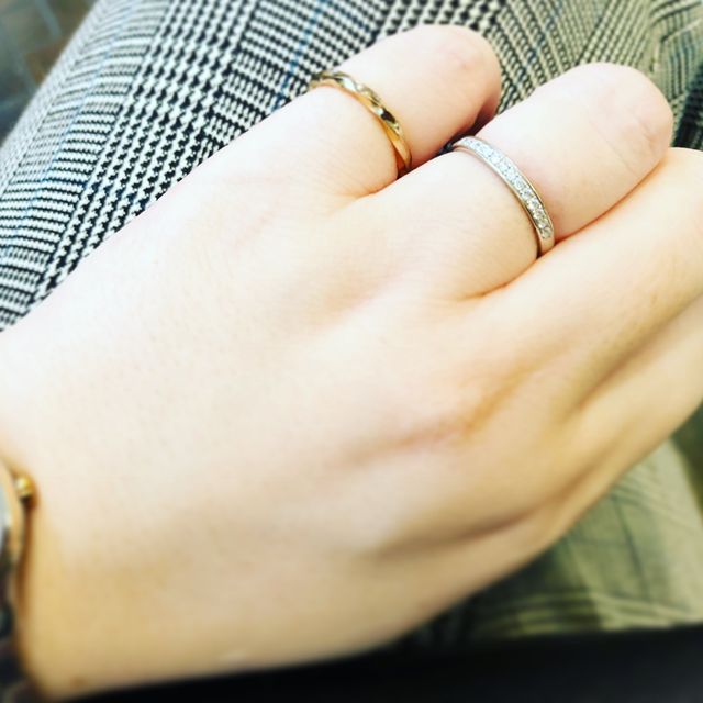 【アイプリモ(I-PRIMO)の口コミ】 結婚指輪を他店で選んでおり既にそこでセットリングとして婚約指輪も購入…