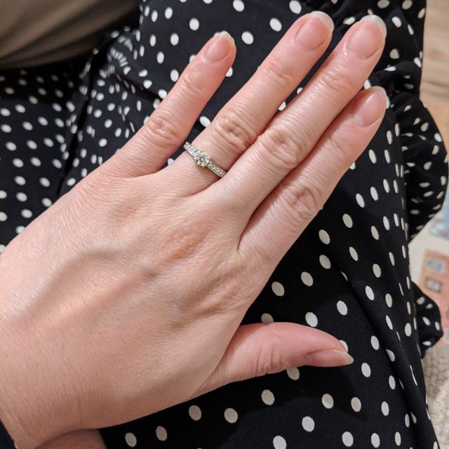 【Sustaina(サスティナ)の口コミ】 ラボグロウンダイヤモンドと、クラシカルなデザインが気に入って購入しま…