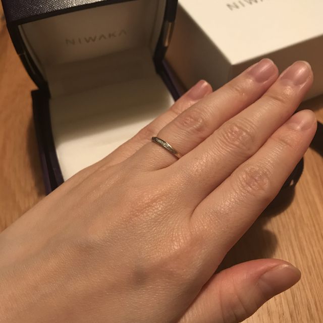 【俄(にわか)の口コミ】 長年身につけることを考えて、シンプルな形やデザインであることを最重要…