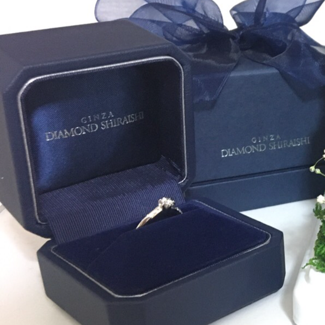 【銀座ダイヤモンドシライシの口コミ】 前々から『ウェーブのデザインが欲しい』とのことで、銀座ダイヤモンドシ…