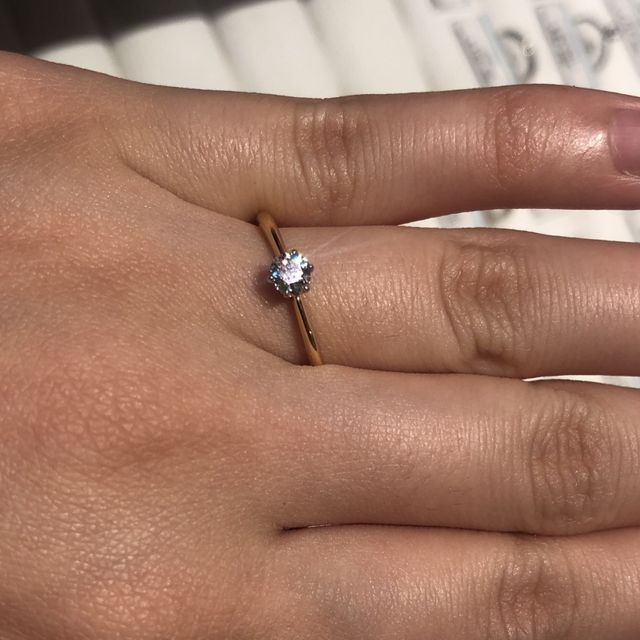 【銀座ダイヤモンドシライシの口コミ】 ダイヤが綺麗なのでシンプルでダイヤをメインにできるデザインを探してい…