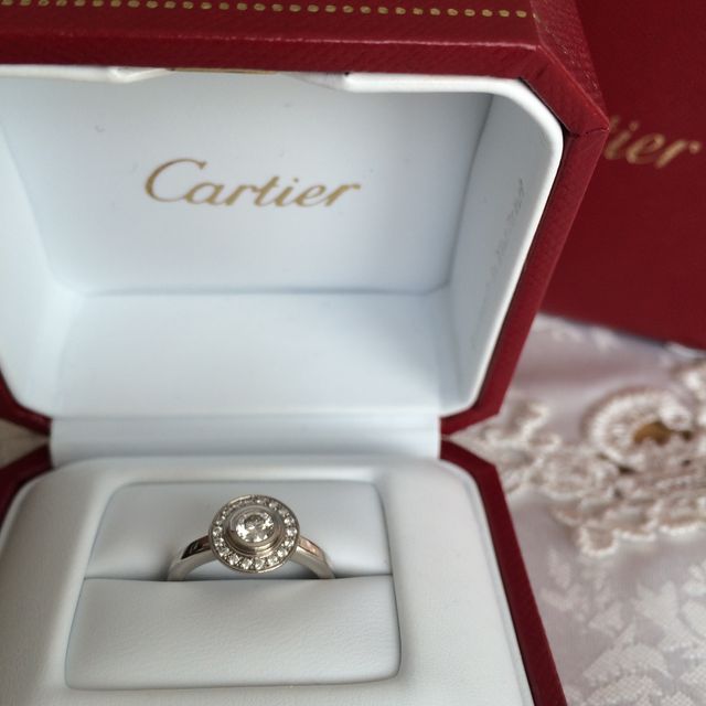 【カルティエ(Cartier)の口コミ】 婚約指輪は大切に大切に眠らせて。と、よく聞いていましたが。私は夫婦で…