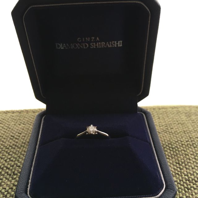 【銀座ダイヤモンドシライシの口コミ】 婚約者と一緒に決めたので、相手が気に入ってくれていたのが一番ですが、…