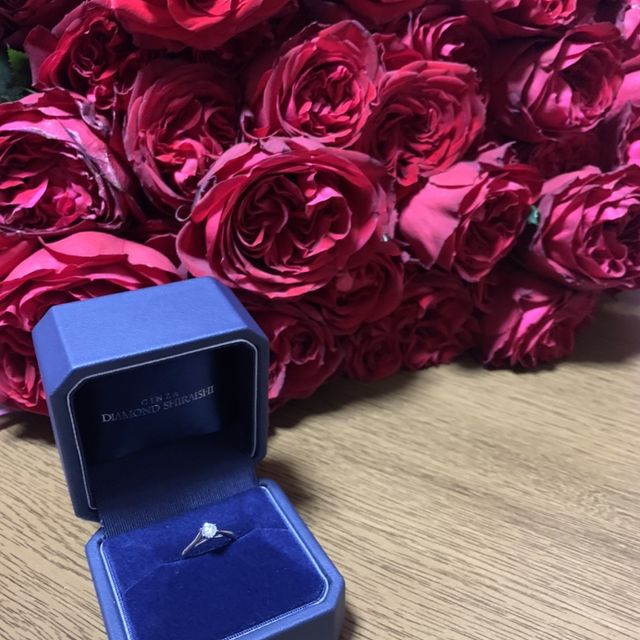 【銀座ダイヤモンドシライシの口コミ】 指輪のデザインはもちろんのこと、着け心地がとてもよかった点です。そし…