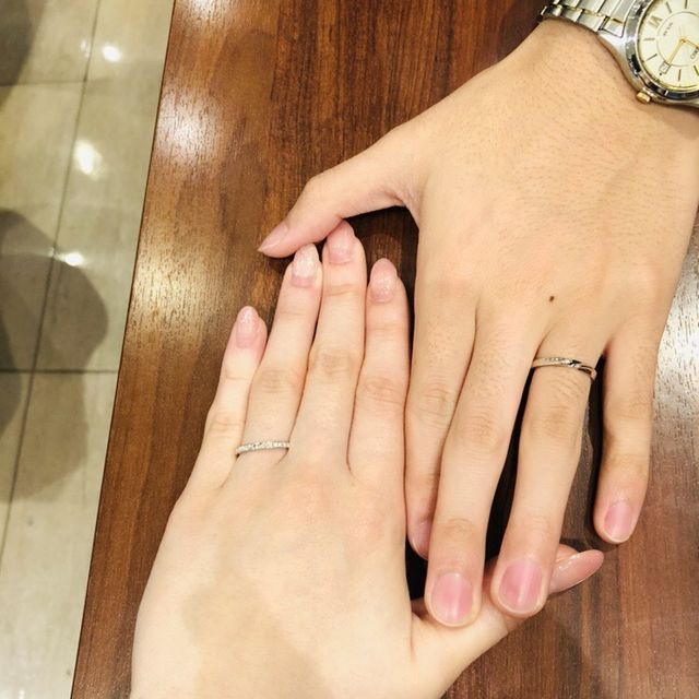 【エクセルコダイヤモンド(EXELCO DIAMOND)の口コミ】 私はキラキラしたアクセサリーが好きなので、ハーフエタニティタイプを選…