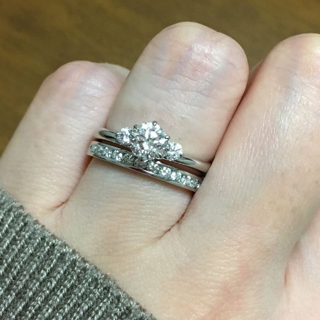 【ROYAL ASSCHER(ロイヤル・アッシャー)の口コミ】 毎日、何十年もつける指輪なので、飽きがこなくて、見るだけでテンション…