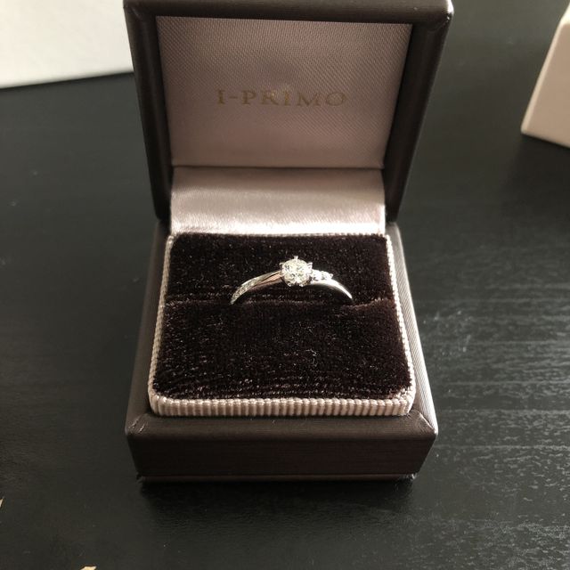 【アイプリモ(I-PRIMO)の口コミ】 デザインが気に入りました。
何も分からない状態でお店に伺ったのですが、…
