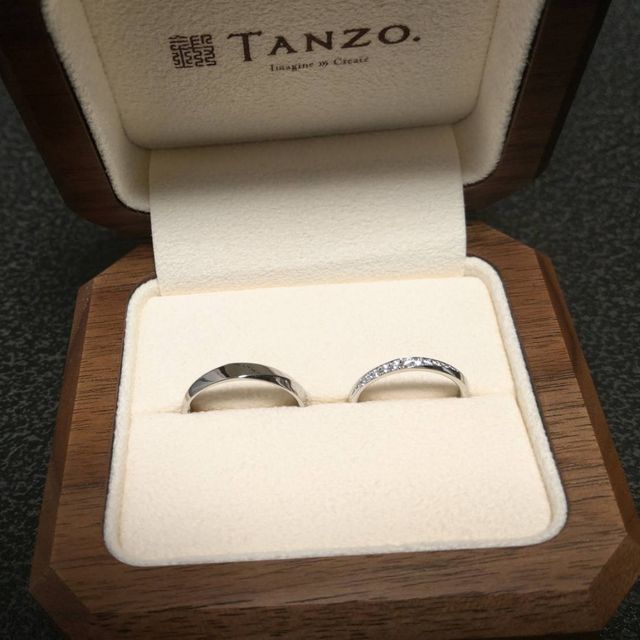 【TANZO.(鍛造指輪)の口コミ】 他社さんでも指輪のデザインをたくさん見ており、イメージを決めていまし…