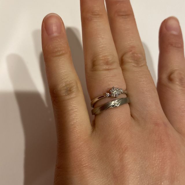 【COLANY(コラニー)の口コミ】 私が、彼がつけるものと私がつけるものが全く一緒のデザインがいいという…