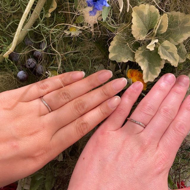 【nocur(ノクル)の口コミ】 デザインがとても気に入りました！シンプルなものをと考えていたので、ピ…