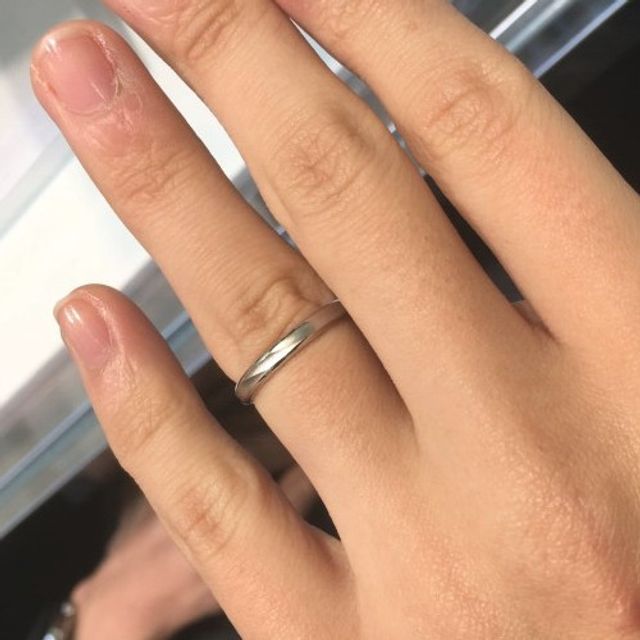 【GALA JEWELRY(ガラジュエリー)の口コミ】 職場で着けていても違和感がないという事を念頭にリング探しをして、この…