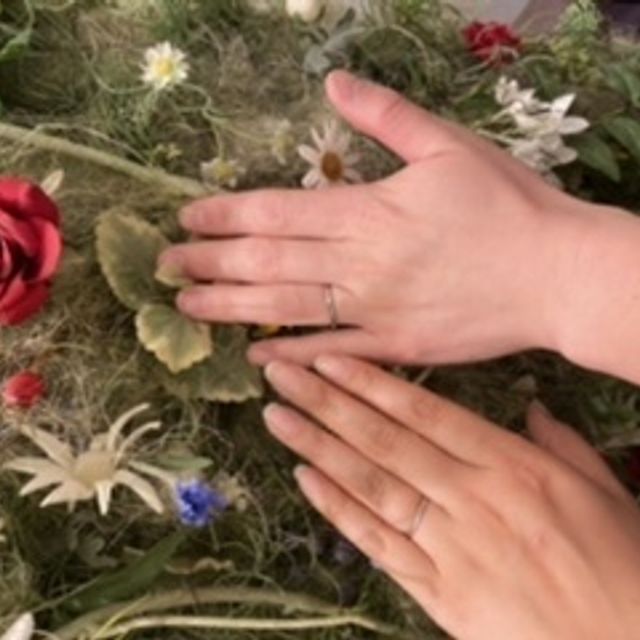 【nocur(ノクル)の口コミ】 奥さんと私がどちらも飽きのこないシンプルな物を探していて、お店のスタ…