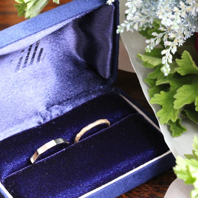 【ith(イズ)の口コミ】 お互いこだわりがあったので、それぞれ好きなデザインのものを選びました…