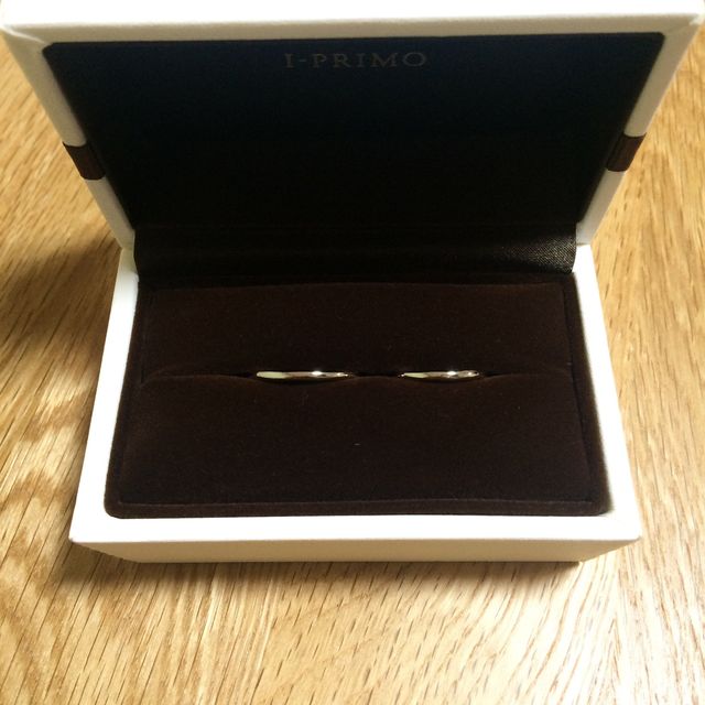 【アイプリモ(I-PRIMO)の口コミ】 シンプルで飽きがこないデザインと自分たちが何年先も
つけているのがイメ…