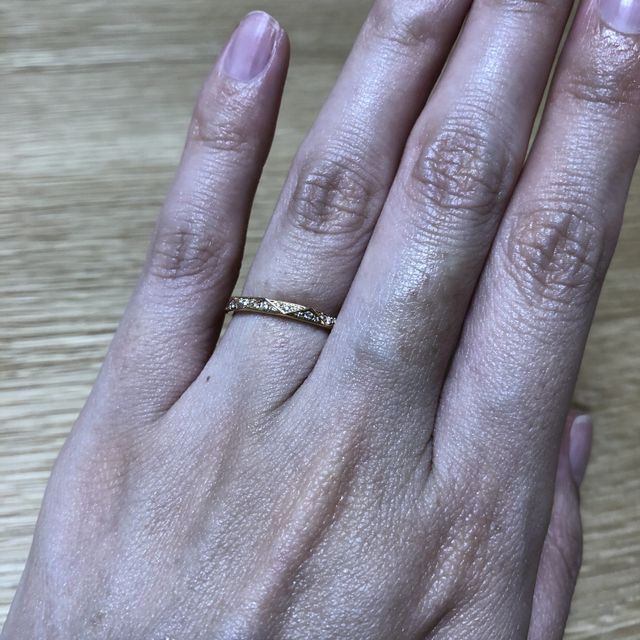 【グラフ(GRAFF)の口コミ】 以前より雑誌で何度かみていて気になっていました。実際にお店に行きホワ…