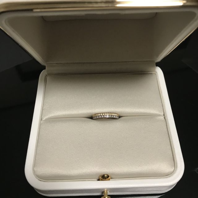 【ブシュロン(BOUCHERON)の口コミ】 結婚指輪として毎日つけるものなので婚約指輪以上にこだわりがあり、デザ…