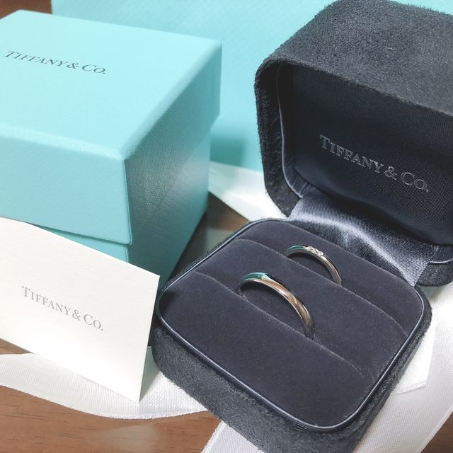 【ティファニー(Tiffany & Co.)の口コミ】 指輪のデザインはシンプルな物でもひねってある物でもどちらでも良かった…