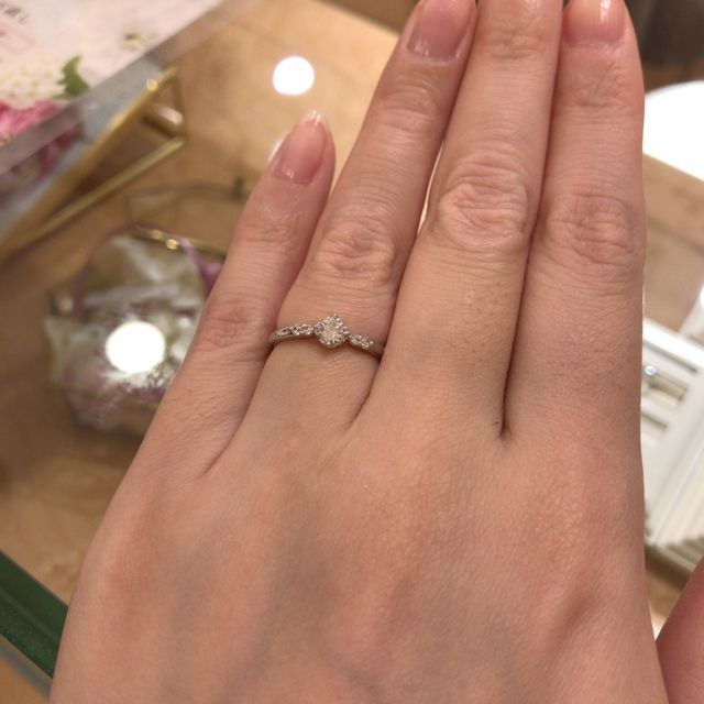 【Mariage ent(マリアージュエント)の口コミ】 石の大きさ、色、デザイン等、自分の好みに合わせてオリジナルの指輪を作…
