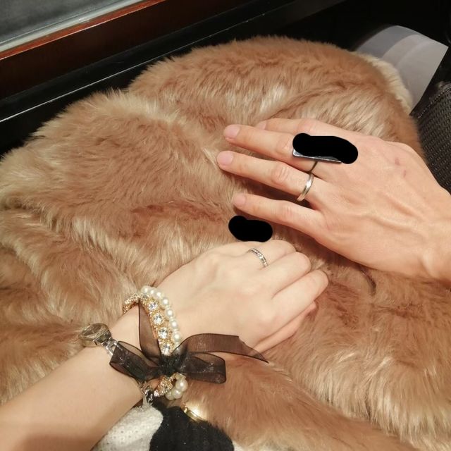 【ラザール ダイヤモンド(LAZARE DIAMOND)の口コミ】 指輪のデザインが男性のはカッコよくて、女性のは真ん中にダイヤモンドが…