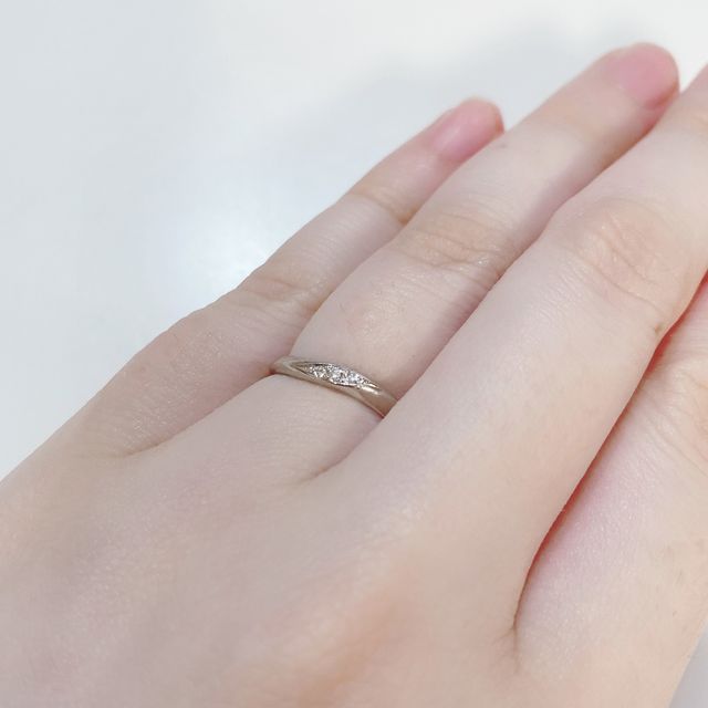 【ヴァンドーム青山(VENDOME AOYAMA)の口コミ】 もともと指輪のデザインはウェーブ系のがいいと決めていました。また、普…