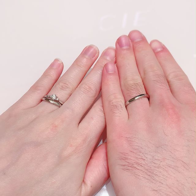 【俄(にわか)の口コミ】 初めて指輪を見たブランドが俄でしたが、俄の結婚指輪は一つ一つのリング…