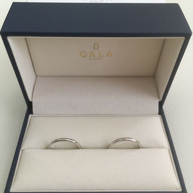 【GALA JEWELRY(ガラジュエリー)の口コミ】 希望する指輪のデザインは、シンプルなプラチナの指輪と決めていて、なる…