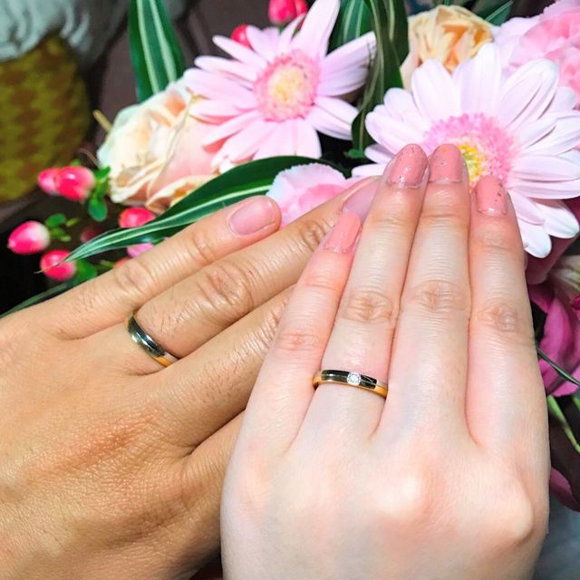 【ラザール ダイヤモンド(LAZARE DIAMOND)の口コミ】 引き締まった色味のプラチナ×華やかなイエローゴールドのコンビです…