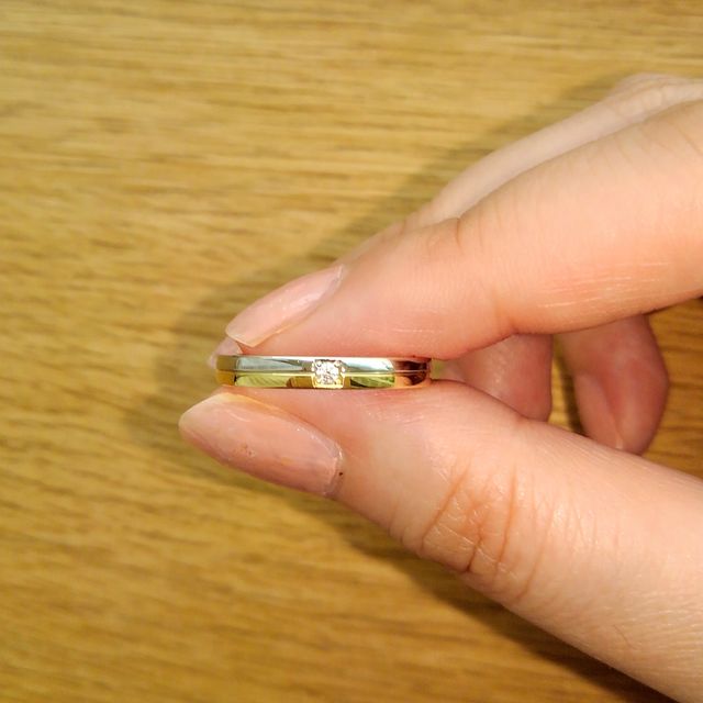 【ラザール ダイヤモンド(LAZARE DIAMOND)の口コミ】 引き締まった色味のプラチナ×華やかなイエローゴールドのコンビです…