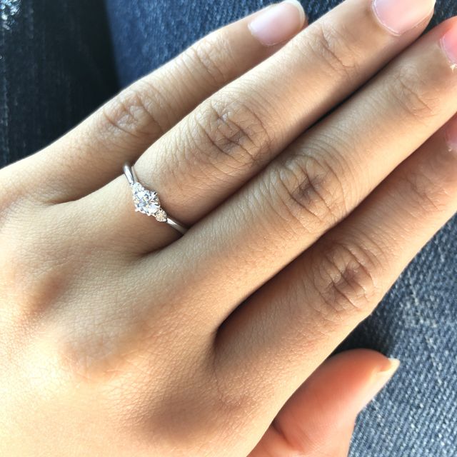 【銀座ダイヤモンドシライシの口コミ】 ダイヤモンド専門店ということで、ダイヤモンドの保証がしっかりされてお…