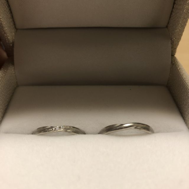 【SONARE(ソナーレ)の口コミ】 一生つけるもの、そして、仕事中もつけるものなのでシンプルだけど、ちょ…