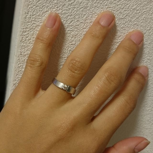 【ケイウノ ブライダル(K.UNO BRIDAL)の口コミ】 オーダーメイドで作れるということでこちらに決めました。
さらに、このダ…