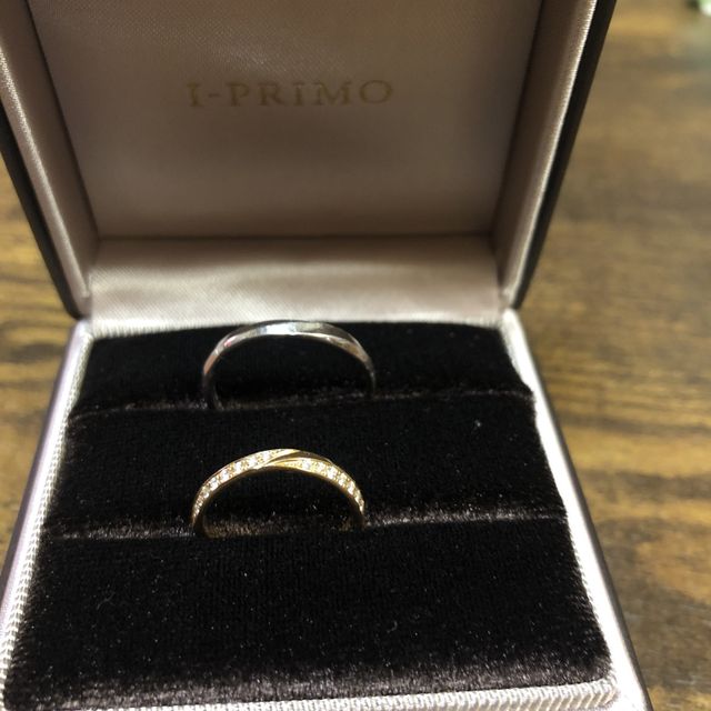 【アイプリモ(I-PRIMO)の口コミ】 妻の要望で婚約指輪とセットで付けたいと言う事で探しました。婚約指輪も…