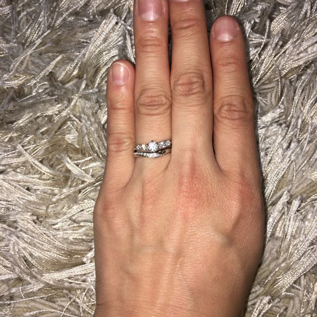 【4℃ BRIDAL(ヨンドシーブライダル)の口コミ】 ・私も主人も１つのものを長く愛用する方なので、シンプルで飽きのこない…