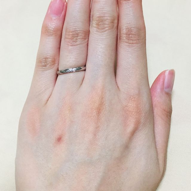 【アイプリモ(I-PRIMO)の口コミ】 毎日つけられる、優しい輝きの指輪だと思いこちらを購入しました。

ダイ…