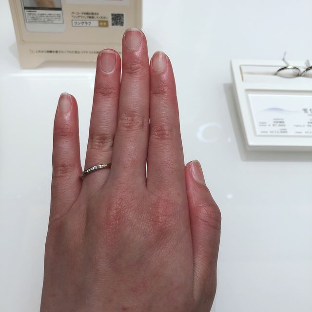 【俄(にわか)の口コミ】 いろいろな結婚指輪を見た中でも俄の結婚指輪は指輪一つ一つにストーリー…