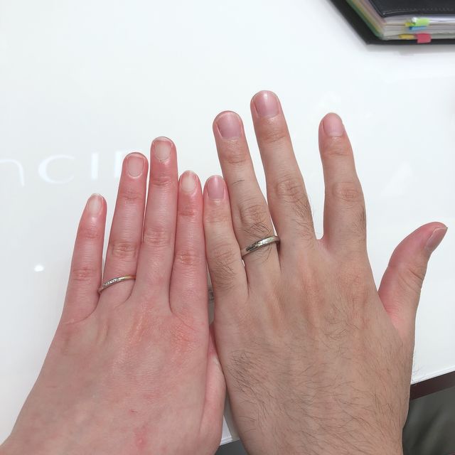 【俄(にわか)の口コミ】 いろいろな結婚指輪を見た中でも俄の結婚指輪は指輪一つ一つにストーリー…