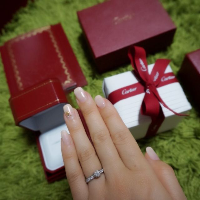 【カルティエ(Cartier)の口コミ】 老舗ブランドなので安定したブランド力があるのと、一粒ダイヤのまわりに…
