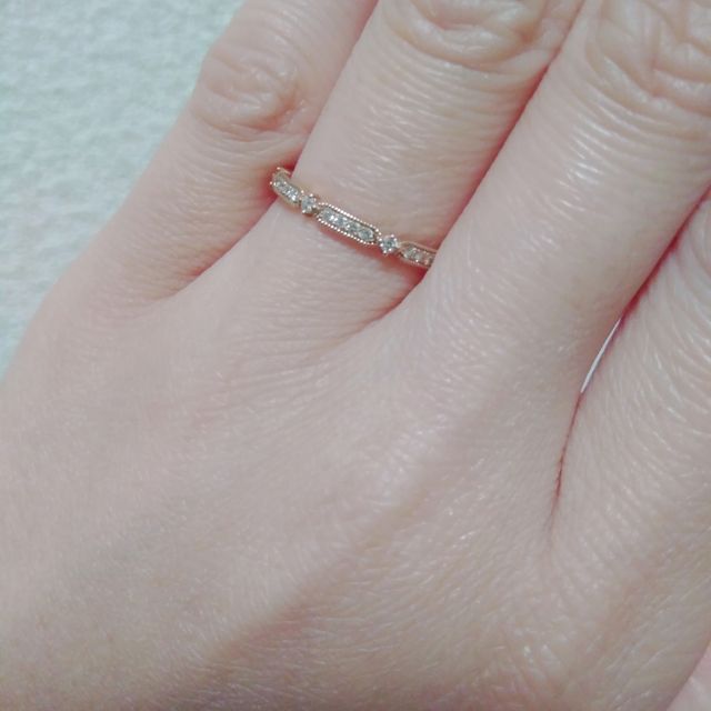 【LUCIE(ルシエ)の口コミ】 肌が色白なため、ピンクゴールドが一番肌なじみがよかったです。ダイヤも…