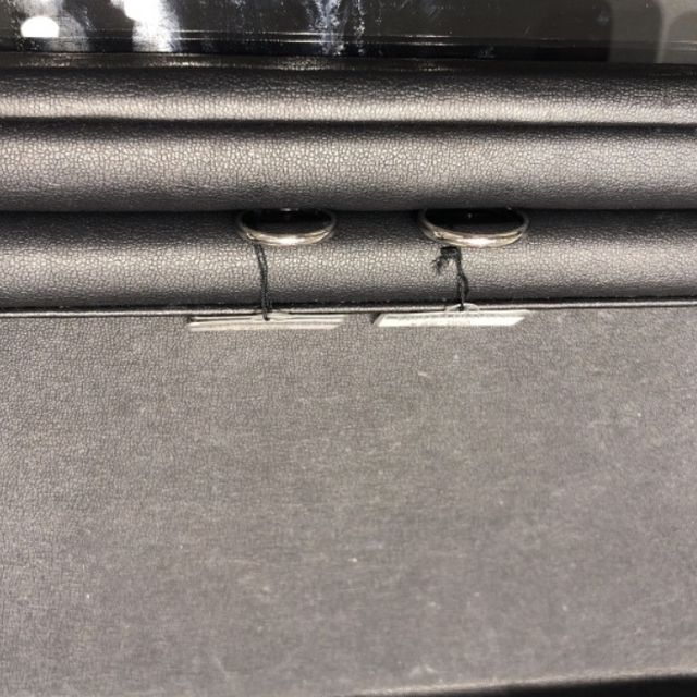 【エクセルコダイヤモンド(EXELCO DIAMOND)の口コミ】 彼女のリクエストとして、結婚指輪はザ•結婚指輪といった感じのシン…