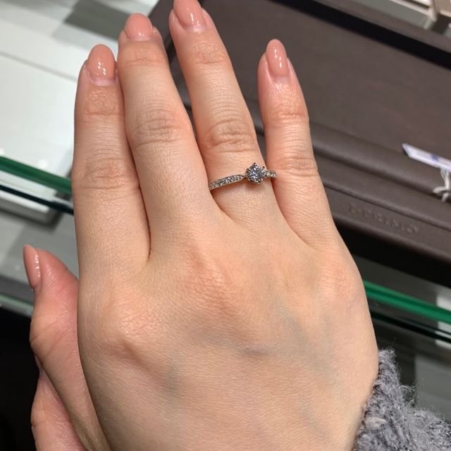 【アイプリモ(I-PRIMO)の口コミ】 指輪は華奢でミルグレインがアンティークな感じでとても素敵でした！なか…