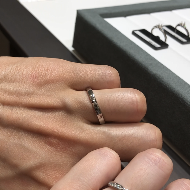 【ラザール ダイヤモンド(LAZARE DIAMOND)の口コミ】 来店する前から、ホームページで色々調べており、こちらを気に入っており…