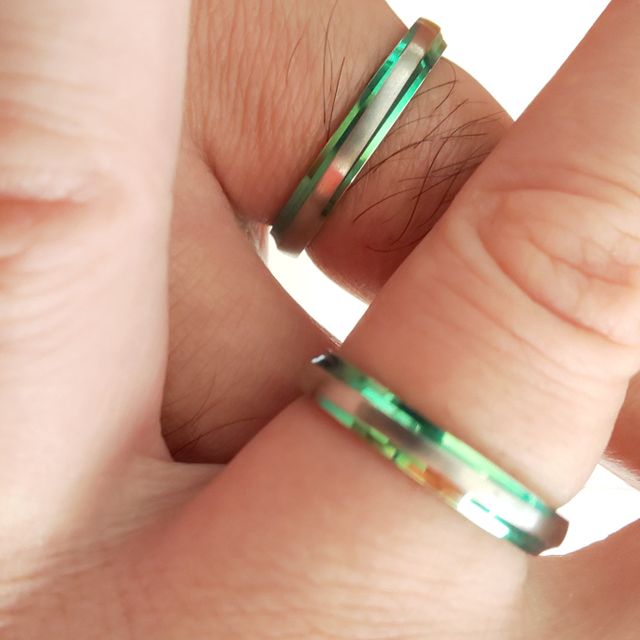 【輪-RIN-の口コミ】 結婚指輪の数ある中でシンプルかつスタイリッシュな指輪を探してました。…